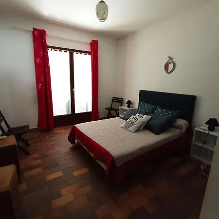 Pezza Cardo, Proche Centre De Vecchio فيلة